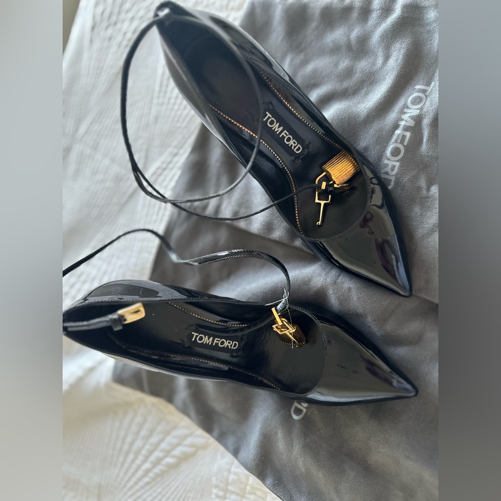 Tom Ford Black Patent Leather Pumps with Gold Lock Detail
